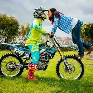 Meet your Posher, Eddy